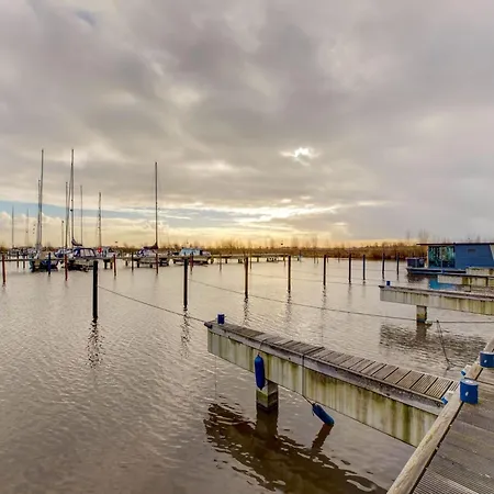 Båthotell Houseboat In Near Edam Volendam